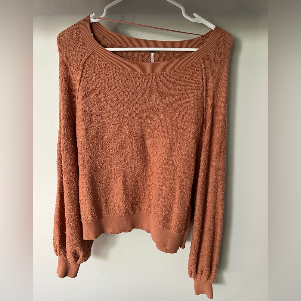 Find My Friend Pullover - Picture 4 of 6
